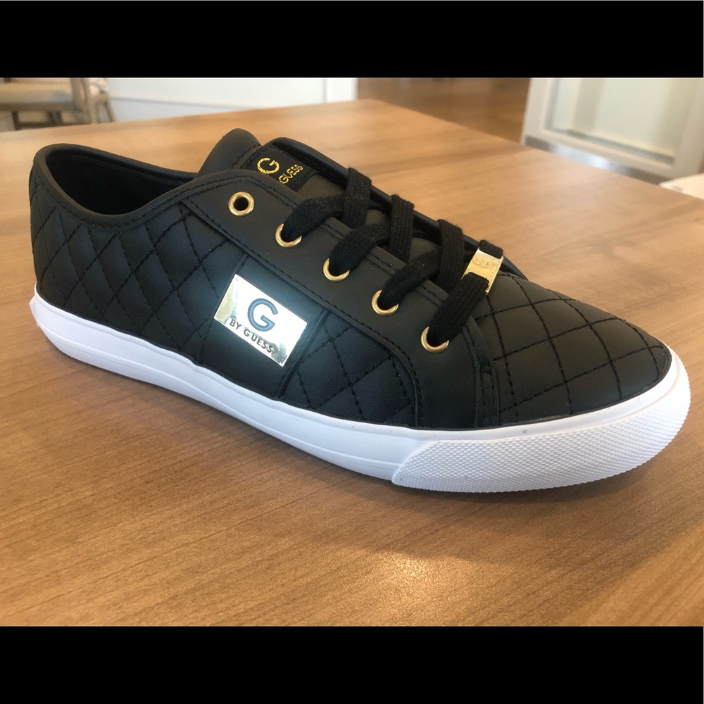 BRAND NEW G by GUESS Backer lace up shoes